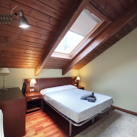 Apartamento Montes de Villanua Bagian luar foto