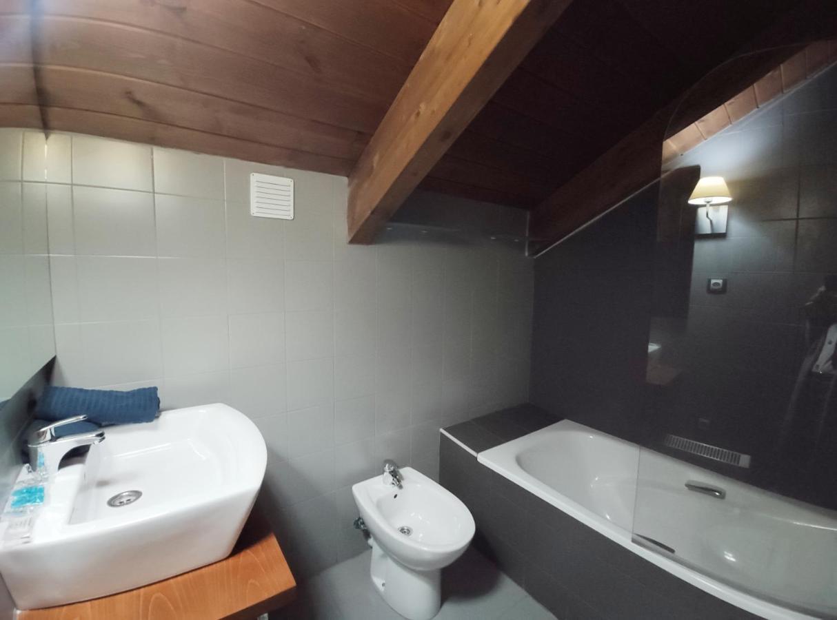 Apartamento Montes de Villanua Bagian luar foto