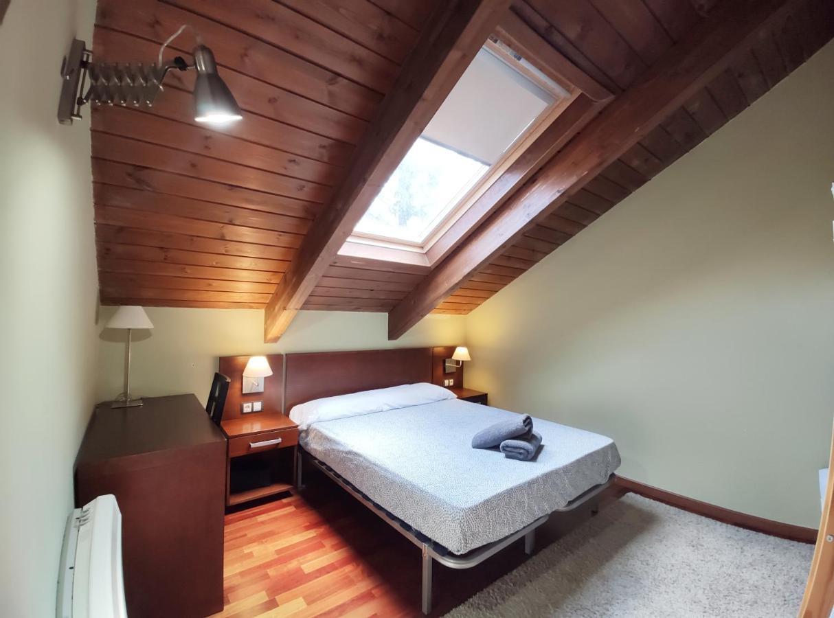 Apartamento Montes de Villanua Bagian luar foto